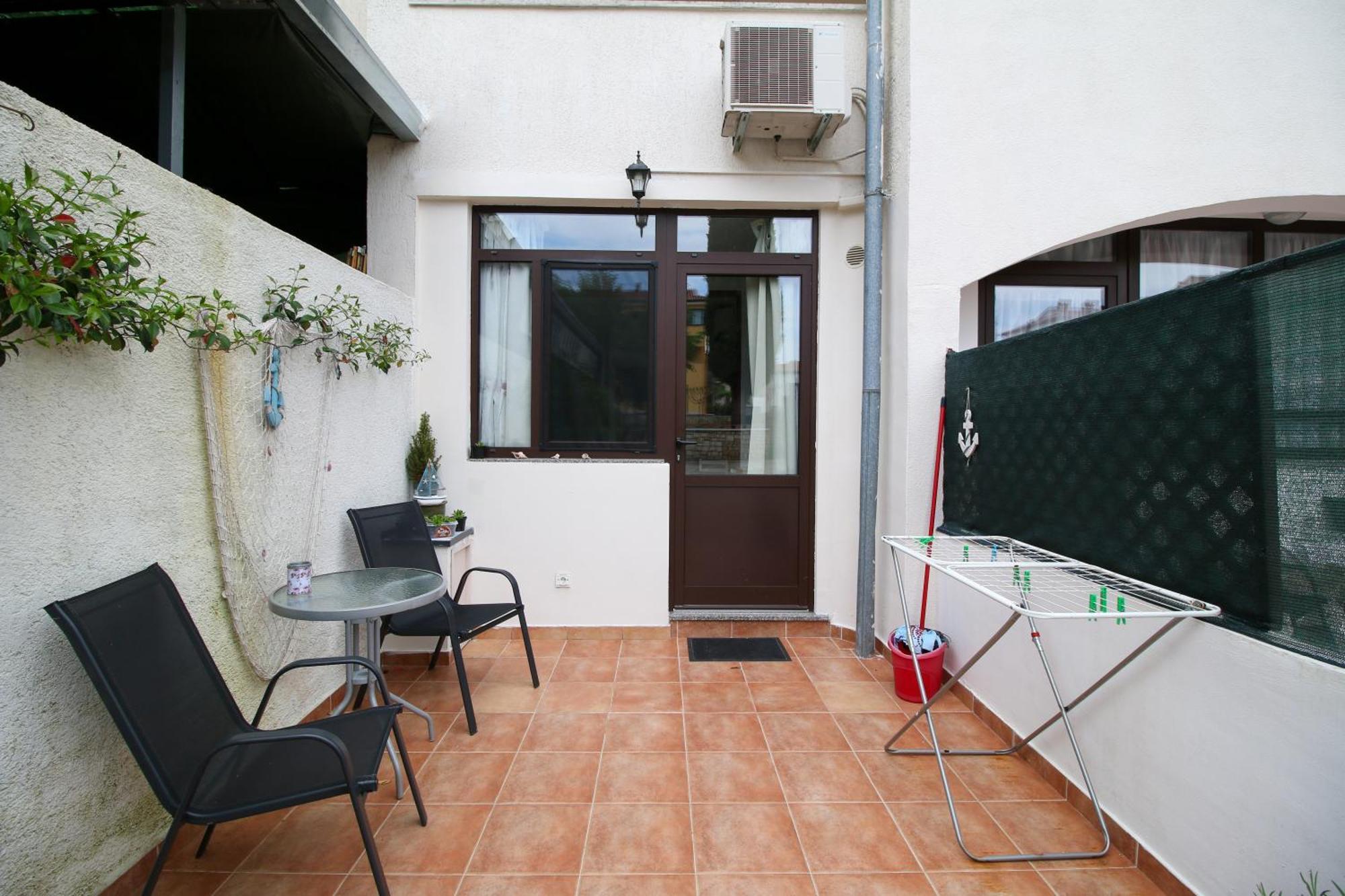 Apartment Svid ロヴィニ エクステリア 写真