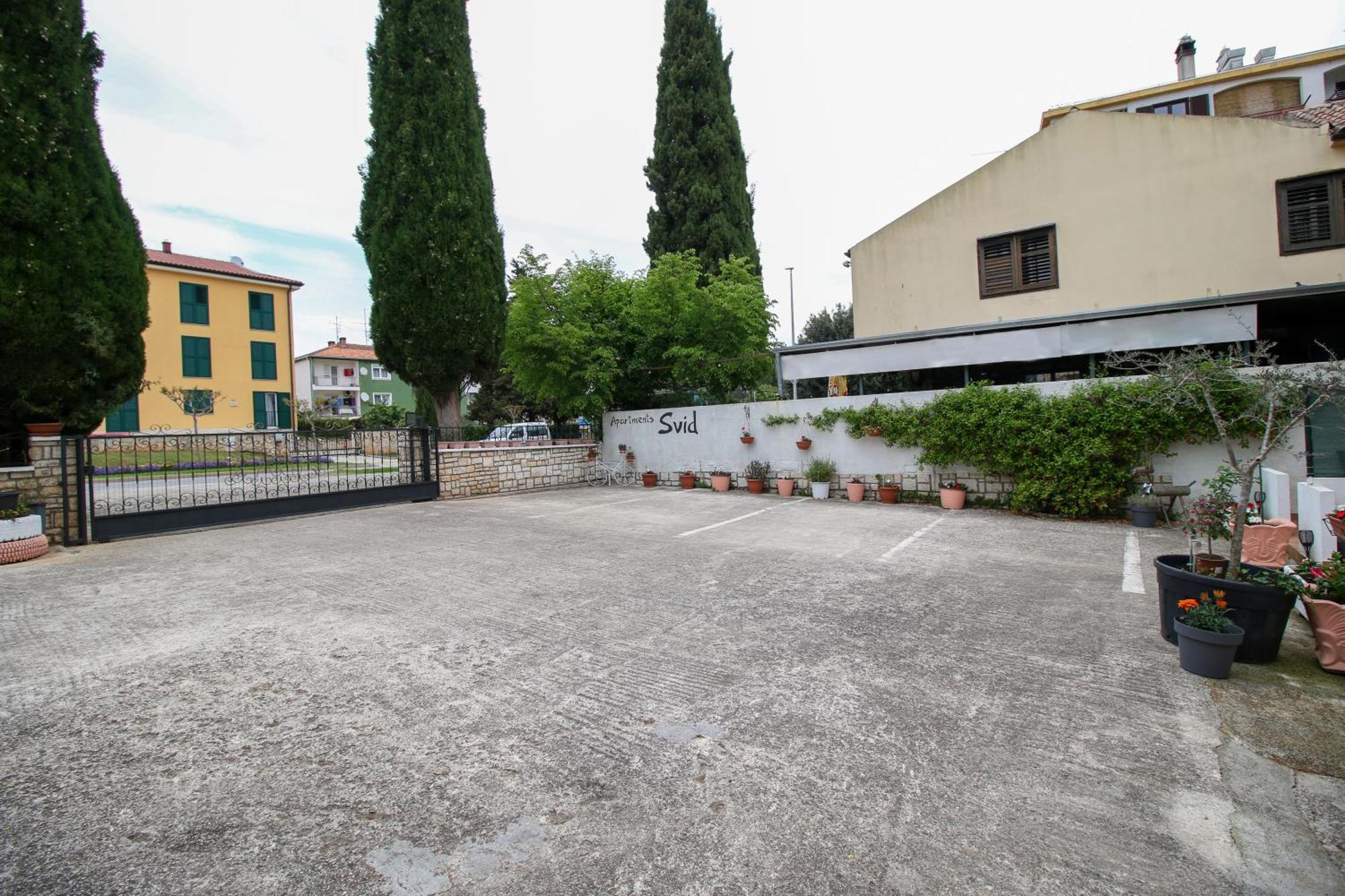 Apartment Svid ロヴィニ エクステリア 写真