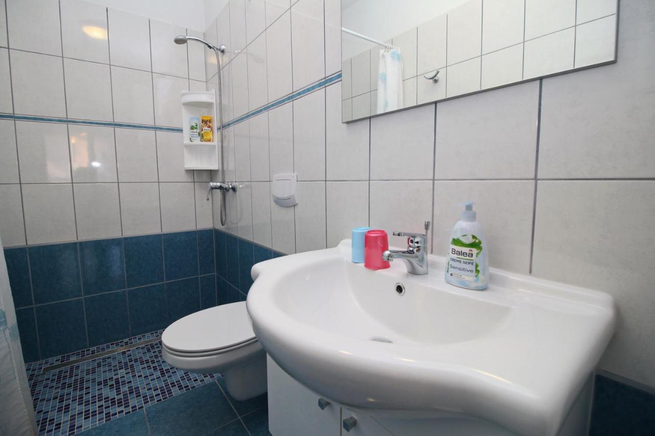 Apartment Svid ロヴィニ エクステリア 写真